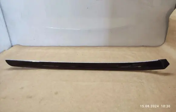 Mercedes-Benz S W221 Front door trim bar A2217206822