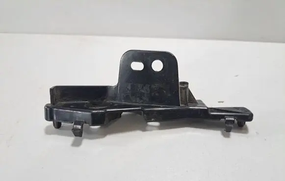 BMW X7 G07 Front bumper mounting bracket 7458365