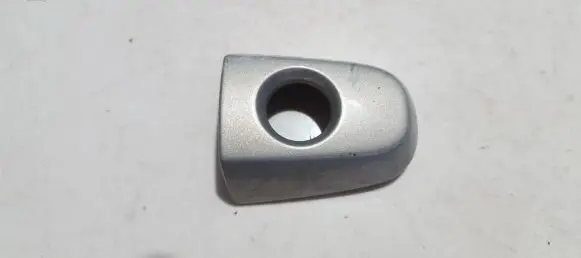 Toyota Avensis T250 Loading door cover/cap 