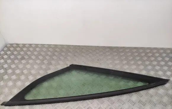 Citroen C4 Grand Picasso Front triangle window/glass 