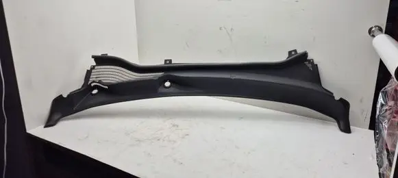 Opel Combo D Windshield trim 735455449
