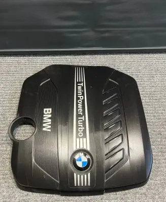 BMW 5 F10 F11 Engine cover (trim) 14389712