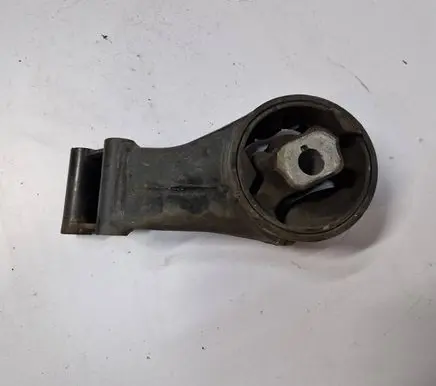 Opel Insignia B Engine mount bracket 84096991