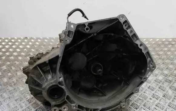 Mazda 6 Manual 6 speed gearbox D6050 SHY1