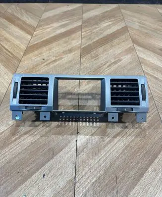 Opel Vectra C Dash center air vent grill 09177133