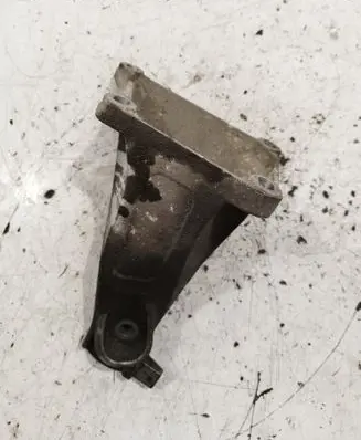 BMW 7 E65 E66 Engine mounting bracket 2211675461601