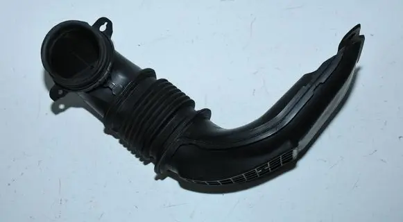 Renault Clio V Air intake duct part 165554991R