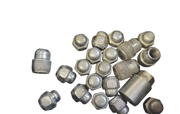 Nissan Leaf II (ZE1) Nuts/bolts 