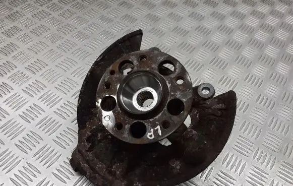 Mercedes-Benz A W168 Front wheel hub spindle knuckle