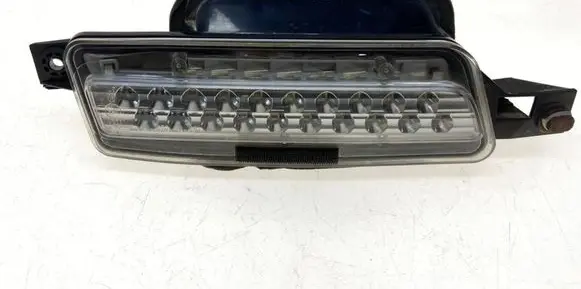 Subaru Outback Tailgate rear/tail lights 84912AG270 84912AG271