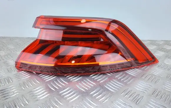 Audi Q8 Rear/tail lights 4M8945070