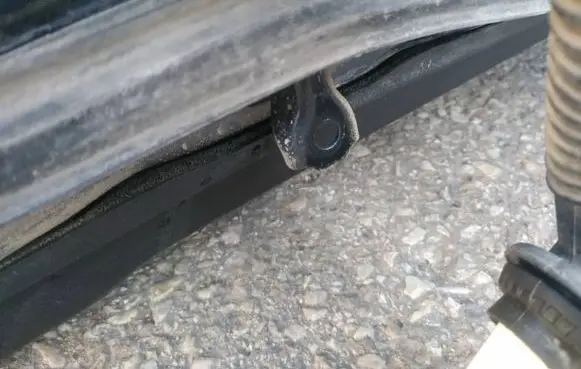 Subaru Outback (BS) Rear door check strap stopper