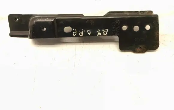 Audi Q7 4L Fender mounting bracket 4L0805698
