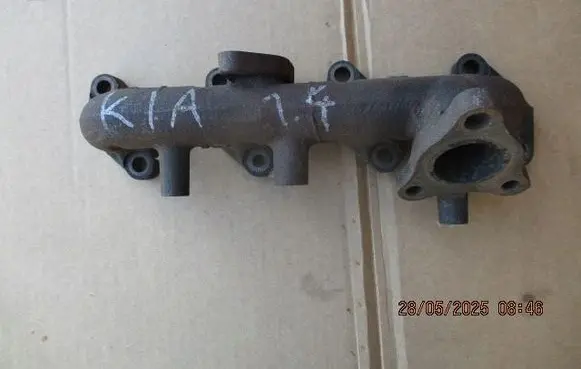 Hyundai i10 Exhaust manifold