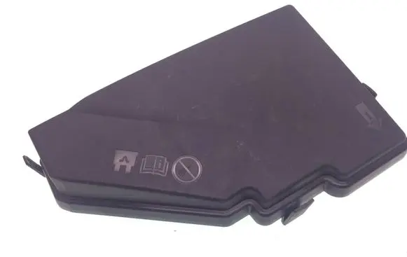 Volvo XC90 Fuse box cover 31398001