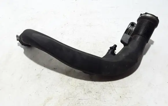 Volvo V40 Air intake duct part 31325985