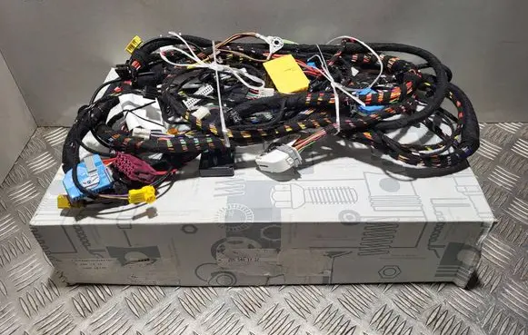 Mercedes-Benz C W205 Panel wiring A2055401712