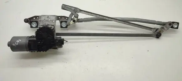 Ford C-MAX I Wiper motor 0390241724