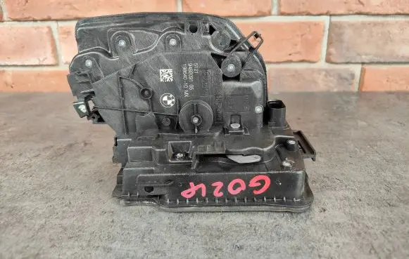 BMW X3 G01 Front door lock 9492091 19864010
