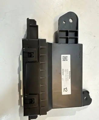 Toyota C-HR I Air conditioning/heating control unit 88650F4030 MB2774002243