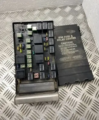 Fuse box set