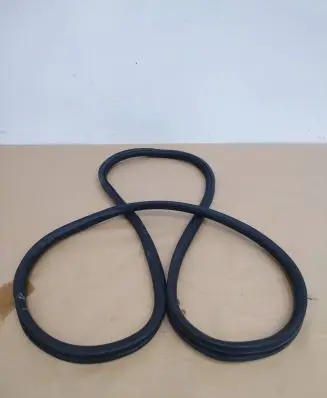 Porsche Cayenne (92A) Front door rubber seal 7F0867367