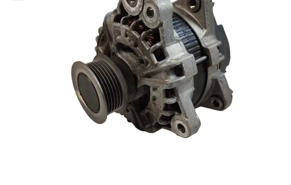 Volvo XC90 Generator/alternator 31489212 C83HC EEABXA