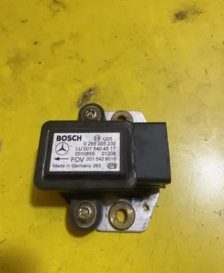 Mercedes-Benz E W211 ESP acceleration yaw rate sensor 0265005230