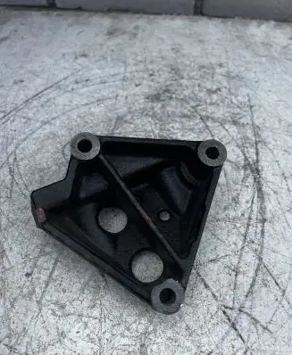 Toyota C-HR I Engine mounting bracket 37060V2DA