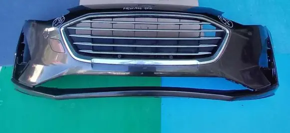 Ford Focus Front bumper BRAKNUMERU1