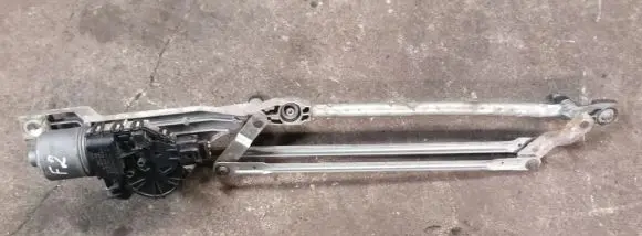 Ford Focus Front door manual window regulator 3397020776