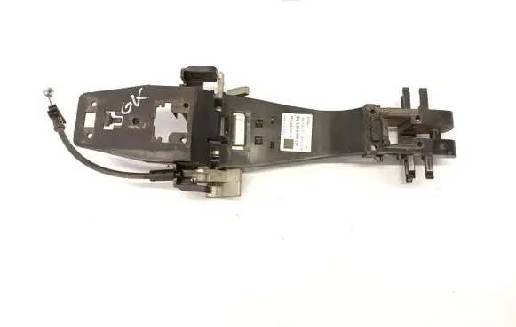 Rear door exterior handle/bracket