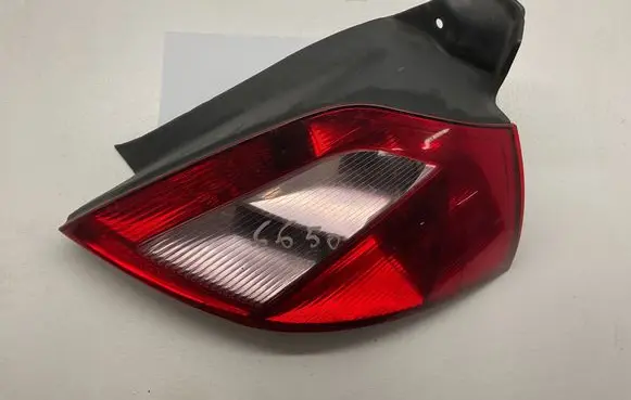 Rear/tail lights