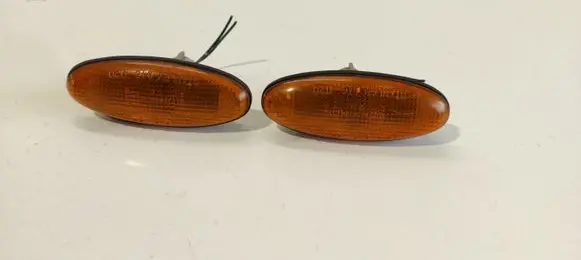 Mazda 626 Front fender indicator light 0464120