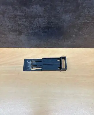 BMW 5 E60 E61 Radiator mount bracket 7788324