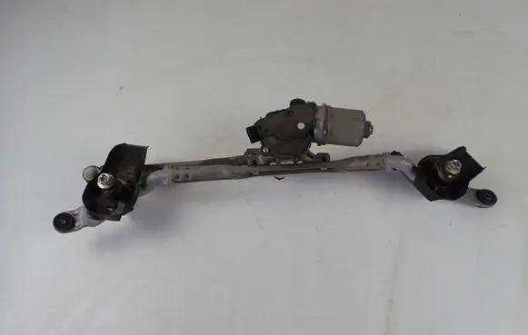 Mazda CX-5 II Front wiper linkage and motor TK7867340A