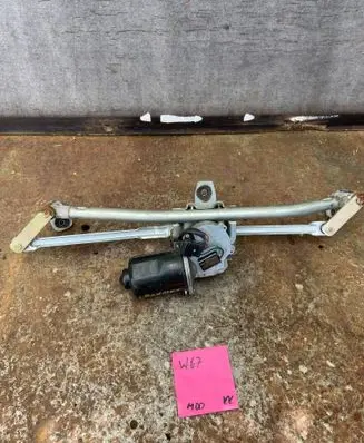 Seat Leon (1M) Front wiper linkage and motor 