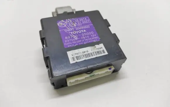 Toyota Avensis T250 Alarm control unit/module 8973005020 2370002810