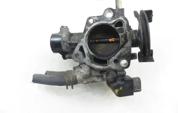 Toyota Yaris Throttle body valve 8945220130