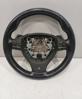 BMW 5 F10 F11 Steering wheel A1617962700 87843271 10B287CA00791
