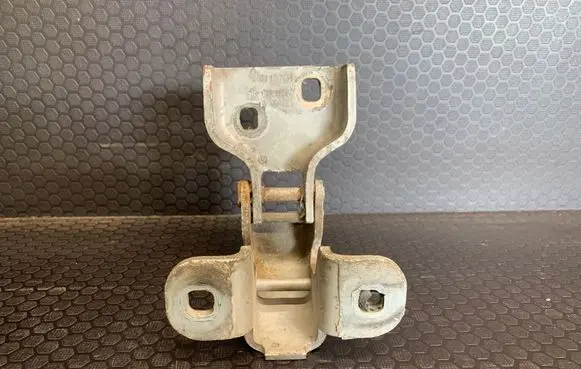 Renault Trafic II (X83) Front door upper hinge 311772H