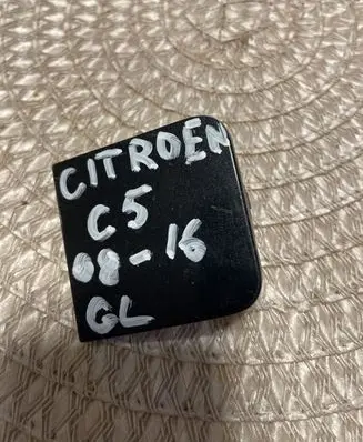 Citroen C5 Rear bumper row hook cap/cover 