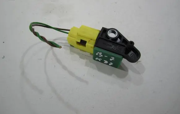 Volkswagen PASSAT B7 Airbag deployment crash/impact sensor 5N0959351B
