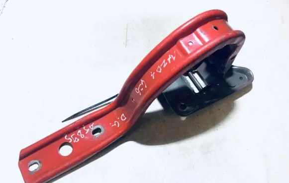 Mazda 626 Tailgate/trunk/boot hinge