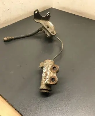 Mitsubishi L200 Clutch slave cylinder 