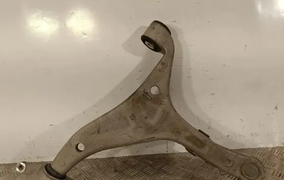 Jeep Grand Cherokee Front lower control arm/wishbone 04877716AB