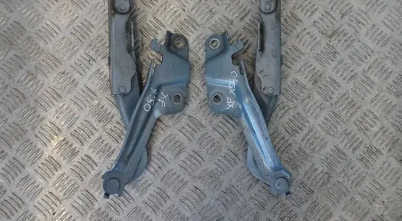 Jaguar XF X250 Tailgate/trunk/boot hinge