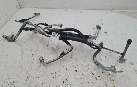 Ford C-MAX I Air conditioning (A/C) pipe/hose