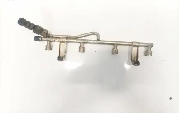 Opel Zafira A Fuel main line pipe
