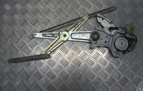 KIA Carens I Front door window regulator with motor
